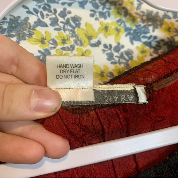 Vintage 90s/Y2K Beaded Alberto Makali Crinkle Blouse - Picture 5 of 8